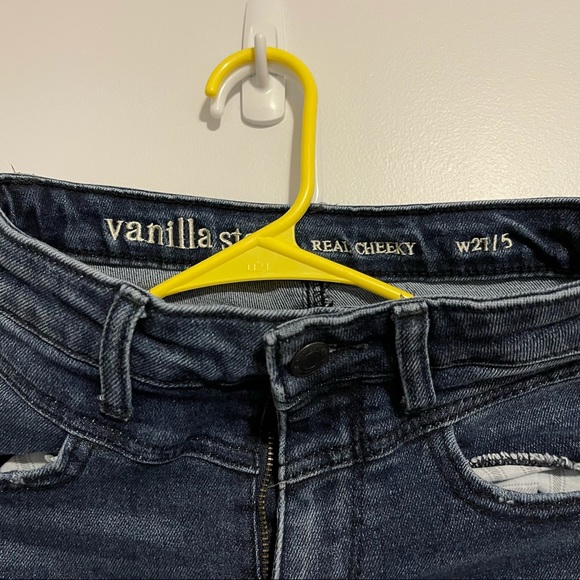 Vanilla Star Distressed Jeans - Picture 2 of 3